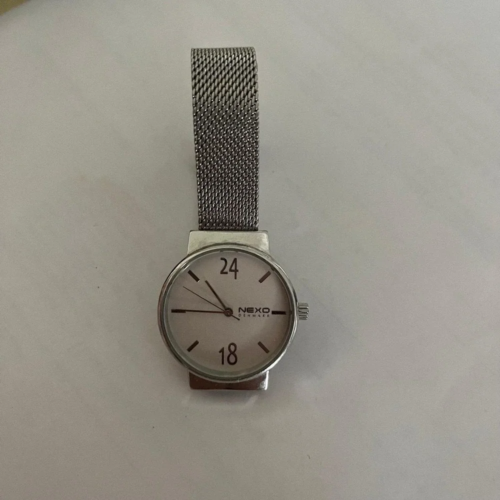 NEXO Denmark Silver Wrist watch